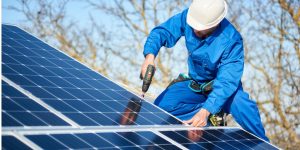 Installation Maintenance Panneaux Solaires Photovoltaïques à Combres